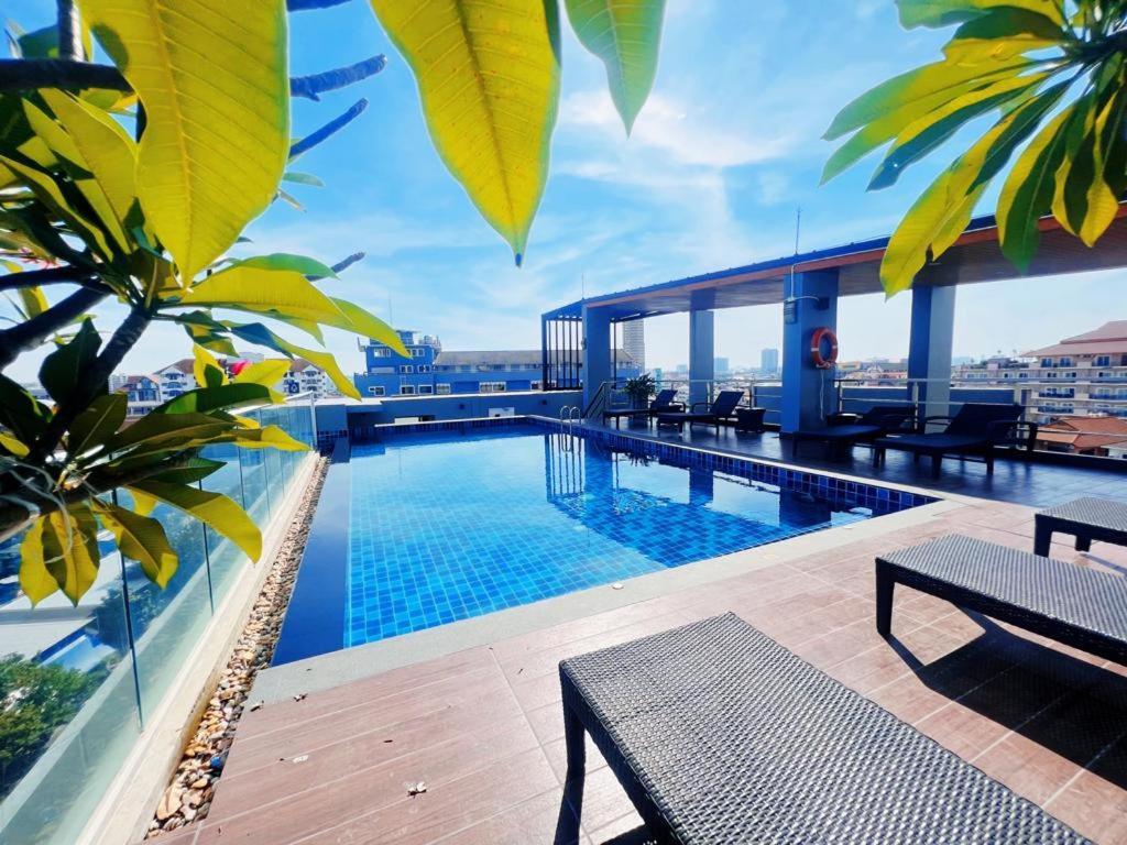Honey Boutique Hotel Pattaya Exterior foto